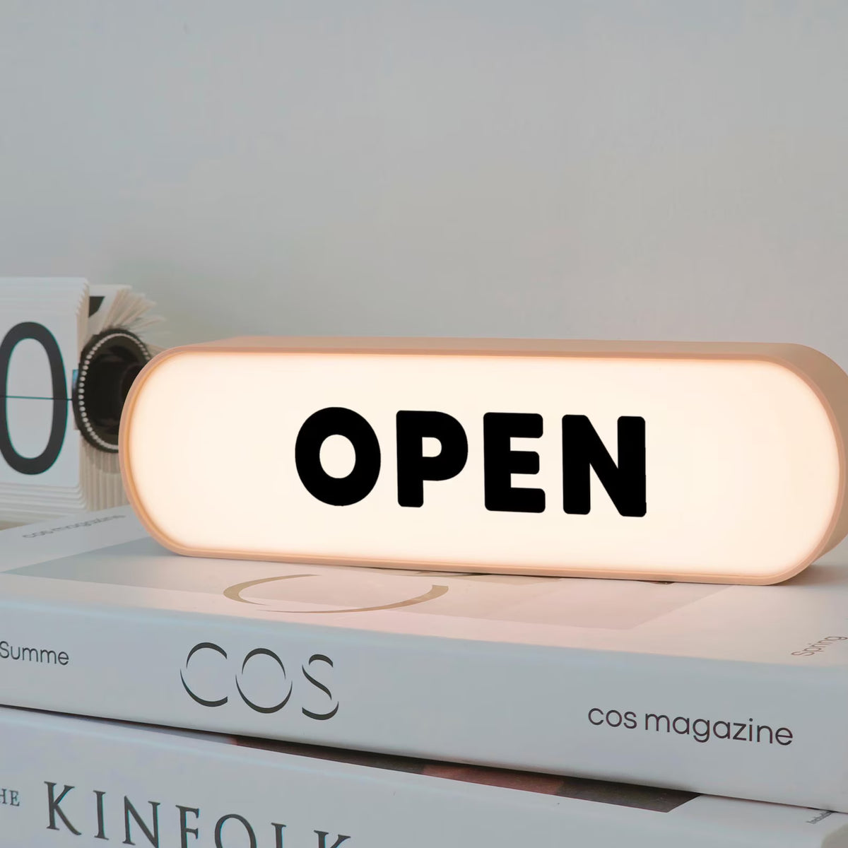💡 Plaque Lumineuse Personnalisée en Bois